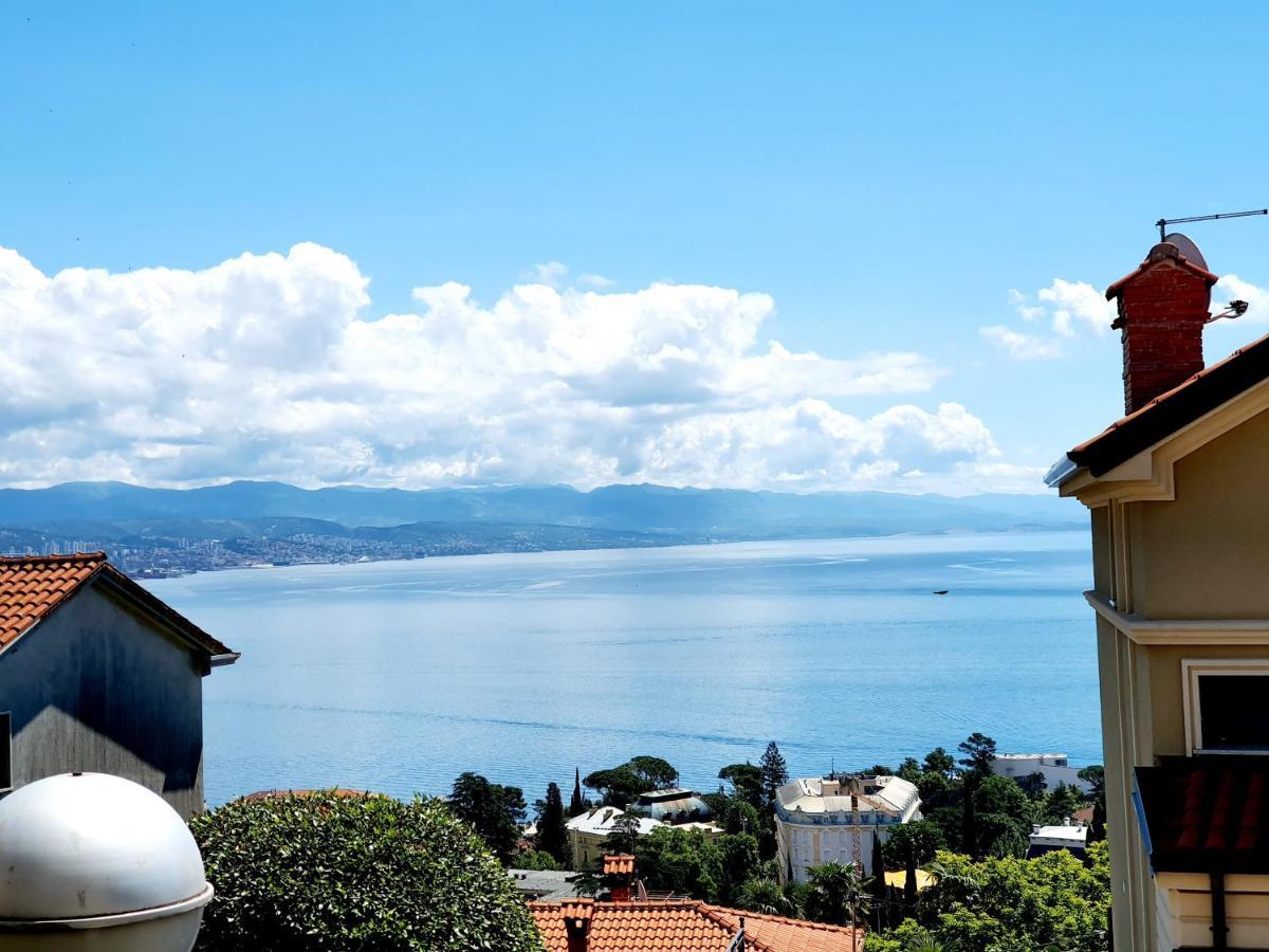 Charming Hill Apartment Abbazia Esterno foto